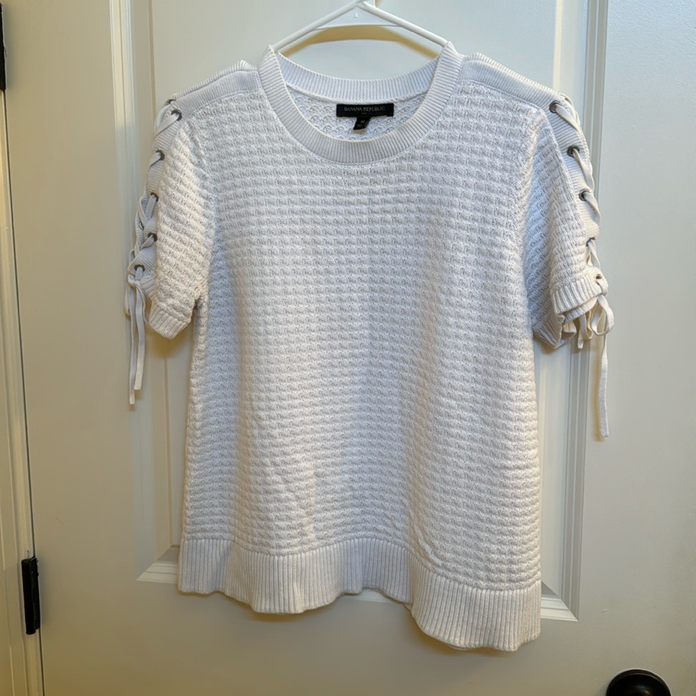 Banana Republic‎ white sweater